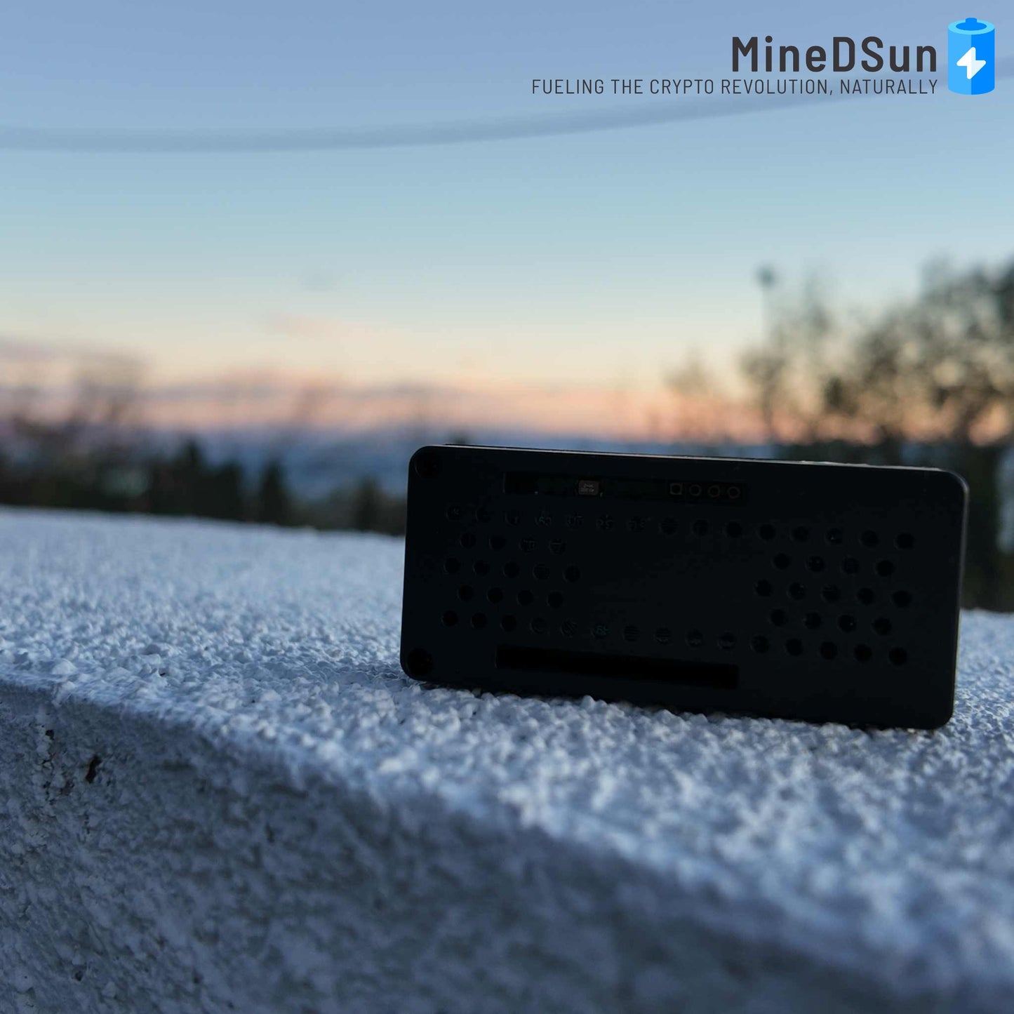 Lucky Miner compact hobby miner